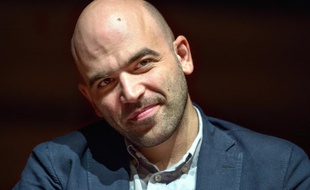 L'auteur italien Roberto Saviano vit depuis 2006 sous protection policière