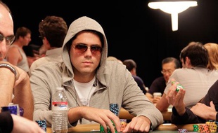 Joueur poker pro francais roulette how much to bet vegas
