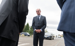 Le Premier ministre Jean Castex en visite au Coudray Montceaux, le 4 juillet 2020.