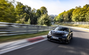 Porsche 718 Cayman GT4 RS