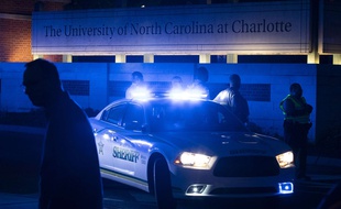 La police sur les lieux de la fusillade sur le campus de l’université de Caroline du Nord, le 30 avril 2019.