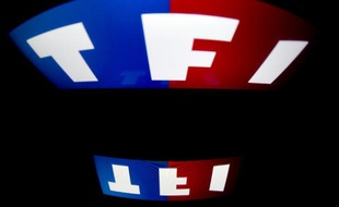 Le groupe TF1 a dégagé au deuxième trimestre un bénéfice net multiplié par six à 308,6 millions d'euros grâce à la cession du contrôle d'Eurosport et malgré une baisse des recettes publicitaires