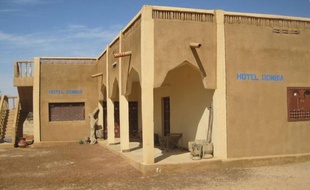 Al-Qaïda au Maghreb islamique (Aqmi) est responsable de l'enlèvement le 24 novembre des deux ressortissants français à Hombori, dans le nord-est du Mali, a appris mercredi l'AFP de sources sécuritaires régionales.