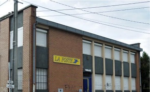 Un bureau de poste.