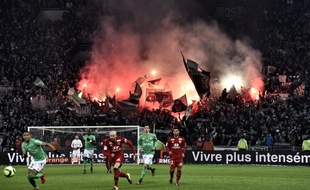 Lors du dernier derby dans le Chaudron, en janvier 2016, les supporters stéphanois avaient regretté l'absence d'un parcage lyonnais.