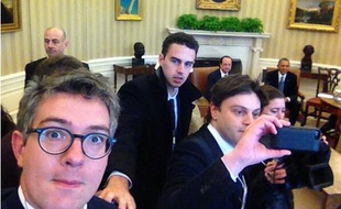 Selfie du journaliste du Monde Thomas Wieder dans le bureau ovale à Washington