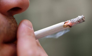 L'Assemblée nationale a voté jeudi une hausse des prix du tabac au 1er juillet, et une réforme de la structure de la fiscalité sur les produits du tabac dès le 1er janvier, dans le cadre du budget de la Sécurité sociale pour 2013.