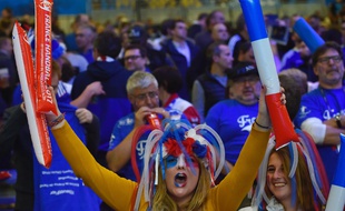 Les supporters français à Nantes lors du match de handball France-Norvège / AFP PHOTO / LOIC VENANCE