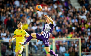 L'attaquant roumain du TFC Mihai Roman lors du match de Ligue 1 contre Nantes, le 4 mai 2014 au Stadium de Toulouse.