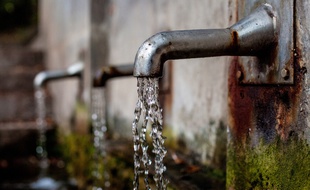 Un robinet d'eau