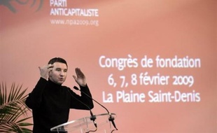 Deux jours après l'autodissolution de la LCR, le nouveau parti d'Olivier Besancenot voit officiellement le jour samedi et devrait, sauf surprise, confirmer son nom de Nouveau parti anticapitaliste et sa circonspection face à des alliances aux européennes.