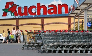 Les syndicats d'Auchan se sont opposés au plan de transformation de l'entreprise (PTE), qui vise à supprimer plus de 1.700 emplois selon eux, n'empêchant cependant pas sa mise en oeuvre par la direction, a-t-on appris lundi auprès des syndicats.