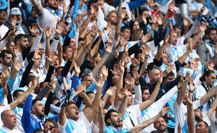 Des supporters marseillais à Lyon, lors de la finale.