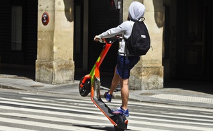 Illustration. Circulation d'une trottinette en France. 07/05/2021.