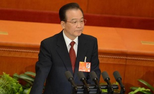 L'ancien Premier ministre chinois Wen Jiabao a nié dans la presse de Hong Kong que sa famille a accumulé des centaines de millions de dollars lors de sa décennie au pouvoir, comme l'affirmait un grand journal américain en 2012.