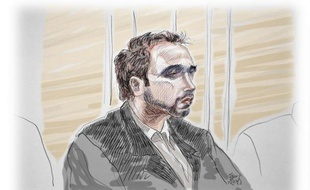 Le jeune "tueur de la crèche" Kim De Gelder a assuré lundi lors de son procès en Belgique que, pris de panique, il n'avait "pas eu d'autres choix" que d'assassiner deux bébés, une puéricultrice et une vieille dame en janvier 2009, restant évasif sur ses mobiles.