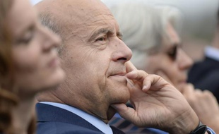 Le maire de Bordeaux Alain Juppé assiste à l'universisté d'été du parti Les Républicains dans les Pays de la Loire, le 5 septembre 2015 à La Baule