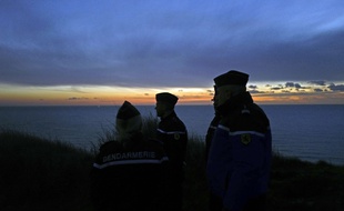 Surveillance maritime des côtes dans le Pas-de-Calais.