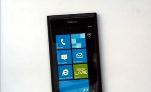 Capture vidéo du premier Windows Phone 7 de Nokia, pour l'instant connu sous le nom de code «Sea-Ray».