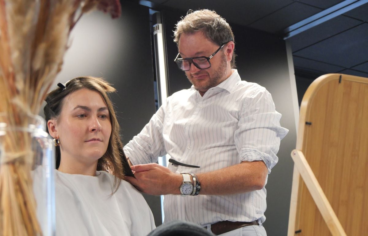 Octobre rose : « Tout le monde n'a pas la chance de les garder »... Elles donnent leurs cheveux pour en faire des perruques