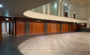 Les cloisons en acajou rénovées du Palais des fêtes de Strasbourg. Le 22 janvier 2020.