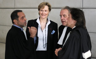 Dominique-Claire Mallemanche, en novembre 2016, avec ses avocats