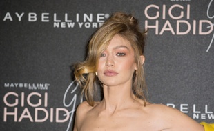 La top Gigi Hadid