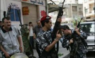 Ces combats, qui ont éclaté dimanche à Nahr el-Bared et dans la ville voisine de Tripoli, ont soulevé de nouvelles craintes sur la stabilité du Liban, enlisé depuis des mois dans une profonde crise politique.