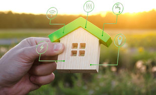 Vous souhaitez entreprendre plusieurs travaux de rénovation énergétique chez vous ? Des aides financières allègent votre facture.