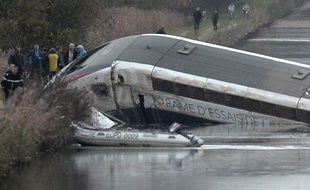 La rame d'essai du TGV a déraillé au niveau d'Eckwersheim, à quelques kilomètres de Strasbourg.