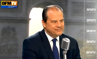 Jean-Christophe Cambadélis a réclamé la fin de la grève à Air France sur l'antenne de BFM, le 16 septembre 2014.