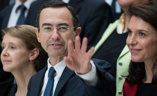 Bruno Retailleau le 18 décembre 2015 à l'hôtel de région des Pays de la Loire. A droite, Christelle Morançais.
