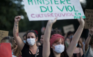 Une manifestation à l'appel de féministes à Nantes pour dénoncer la désignation de Gérald Darmanin au ministère de l'Intérieur