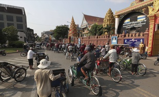 Dans une rue de Phnom Penh, au Cambodge.