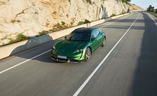 Porsche Taycan Cross Turismo
