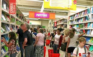 L'augmentation du papier fait grimper l'addition de la rentrée.