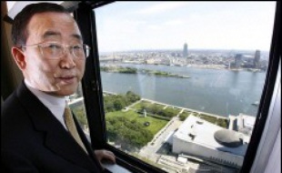 Le ministre sud-coréen des affaires étrangères, Ban Ki-moon, accèdera le 1er janvier au poste diplomatique le plus prestigieux du monde, celui de secrétaire général de l'ONU, après avoir été formellement désigné lundi par le Conseil de sécurité.