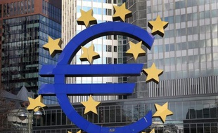 Les réformes de l'Union économique et monétaire demeurent urgentes malgré l'accalmie sur les marchés financiers, a estimé Jörg Asmussen, membre du directoire de la Banque centrale européenne (BCE).