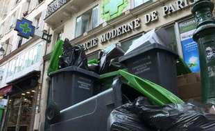 Paris: 4e jour de grève des éboueurs