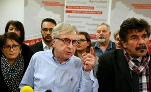 Le candidat du Grand Est Jean-Pierre Masseret lors d'une conférence de presse le 8 décembre 2015 à Charlevilles-Mézières