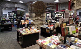 Une librairie à Rouen le 27 décembre 2020.