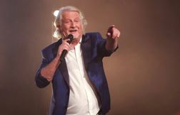 Patrick Sébastien s’est-il vraiment fait faire une fellation sur scène au C…