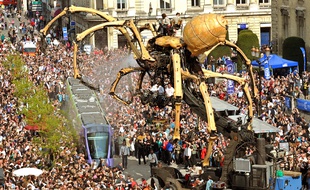 L'araignée géante à Reims en 2011.