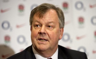 La Fédération anglaise de rugby (RFU) a refusé mardi la proposition de son homologue galloise (WRU) de disputer à Cardiff le match Angleterre-pays de Galles, comptant pour la poule A du Mondial-2015 attribué à l'Angleterre.
