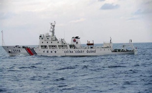 Le Japon a mis en garde dimanche contre le risque d'"événements imprévisibles" après l'établissement par la Chine d'une "zone d'identification de la défense aérienne" dont le tracé inclut des îles sous contrôle japonais.