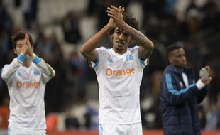 Luiz Gustavo a encore été acclamé par le Vélodrome.