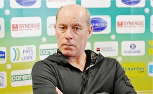 « Si on continue comme ça, on ne peut que réussir », estime le coach, qui fixe le maintien à au moins 41 points.