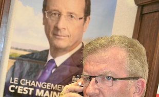 Jean-Pierre Moure, au siège du PS.