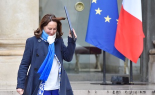 Ségolène Royal, ministre de l'Ecologie, sort de l'Elysée le 9 mars 2016.