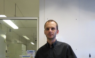 Marseille, le 11 septembre 2014, Eric Ghigo, chercheur au CNRS, prÈsente les rÈsultats de ses recherches sur le ver plat immortel.